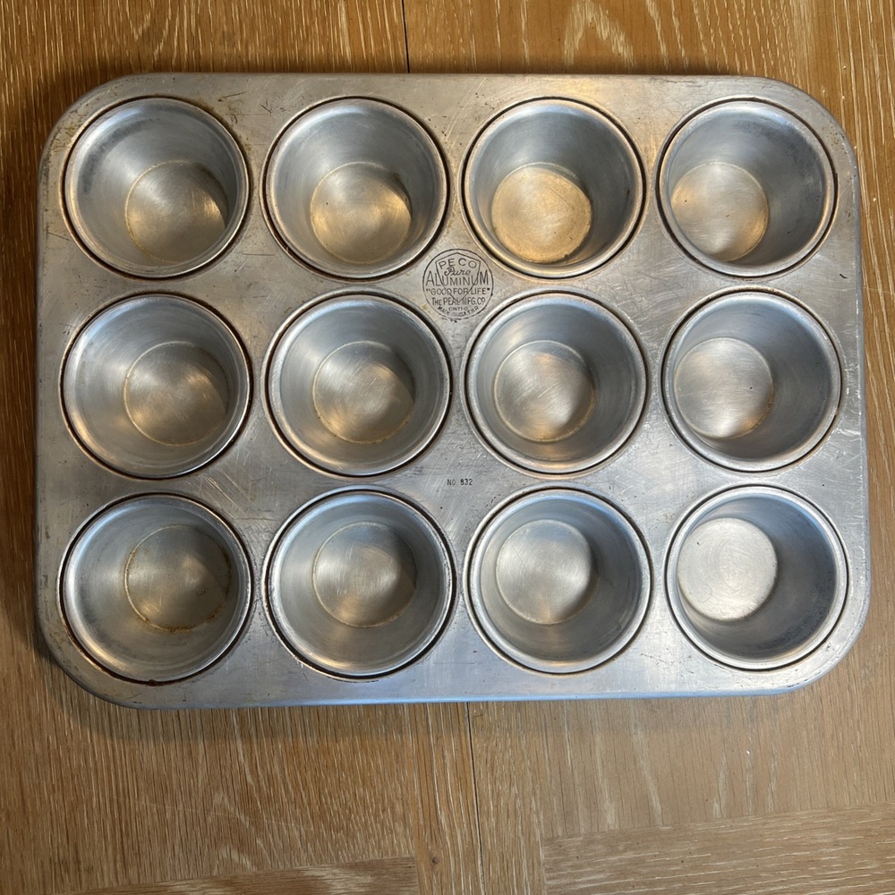 Peco Pure Aluminum "Good For Life" Cupcake Pan VTG Made In USA 832